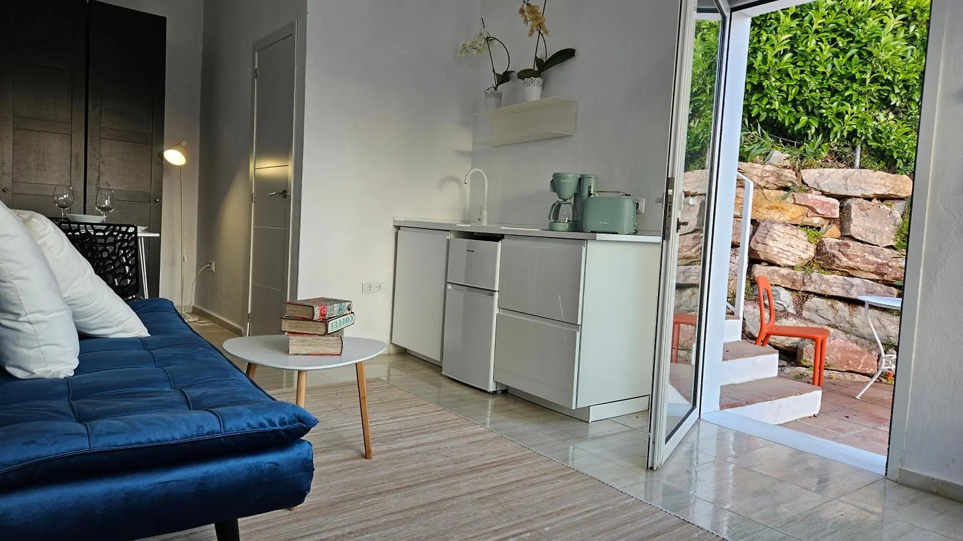 Studio Buenavista - 5 Minute Drive To The Beach - Stunning Sunset Benalmadena 0*,  Spain
